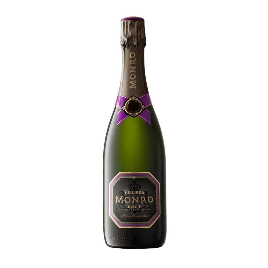 Bottle of Villiera Monro Brut 2020 with rich mousse, Chardonnay finesse and Pinot Noir depth.